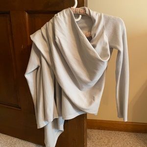 Fabletics wrap